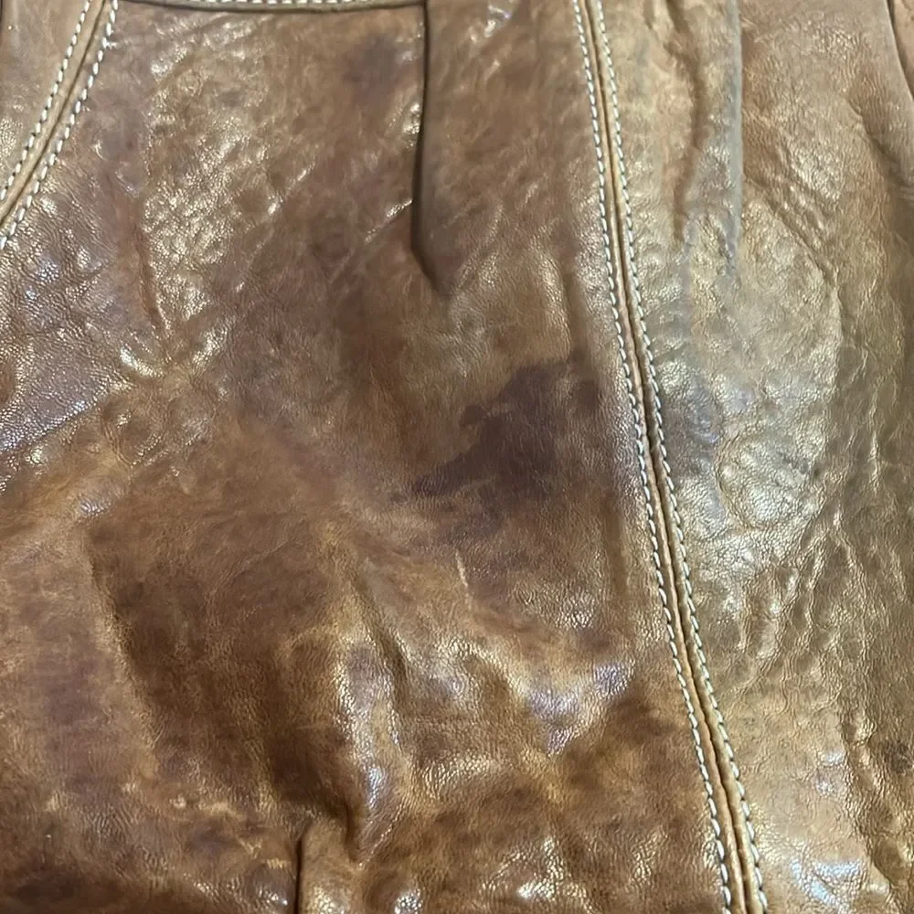 Destressed Leather Innue Bag